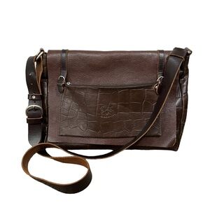 IL Bisonte Leather Messenger Bag
